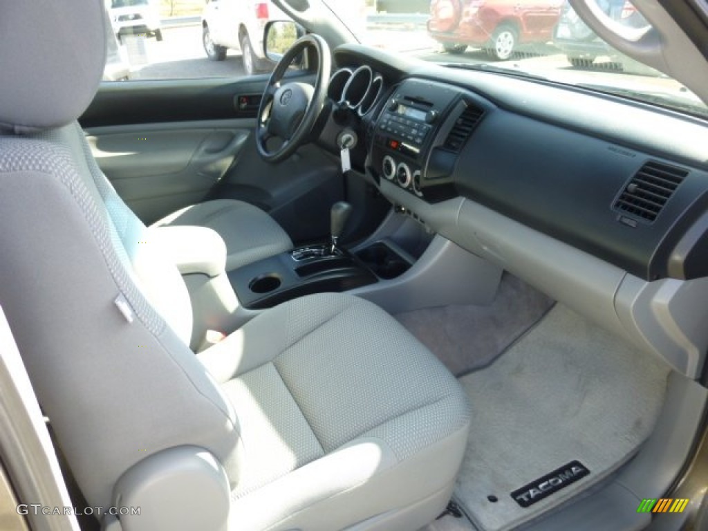 Graphite Gray Interior 2011 Toyota Tacoma Regular Cab 4x4 Photo #77941851