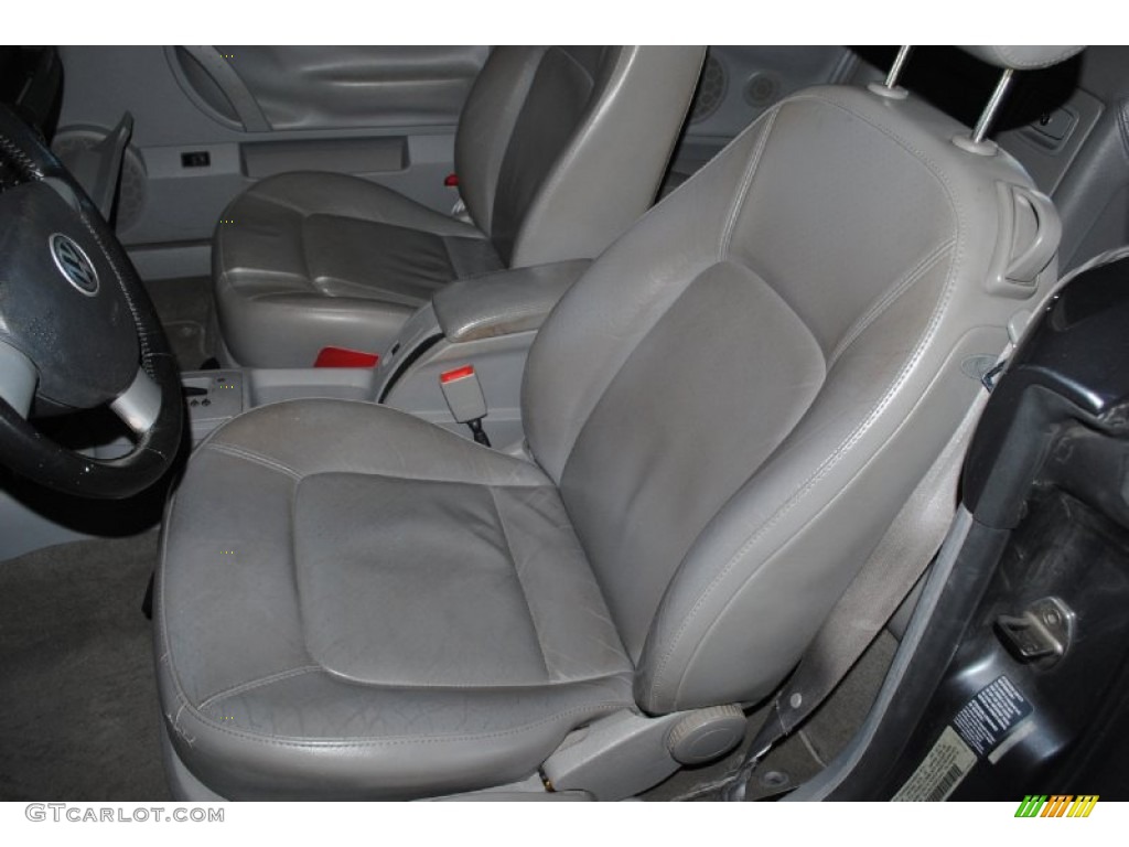 2005 Volkswagen New Beetle GLS Convertible Front Seat Photo #77943166