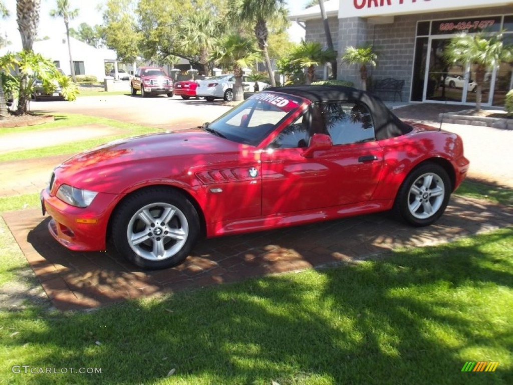 2002 Z3 2.5i Roadster - Bright Red / Dream Red photo #2
