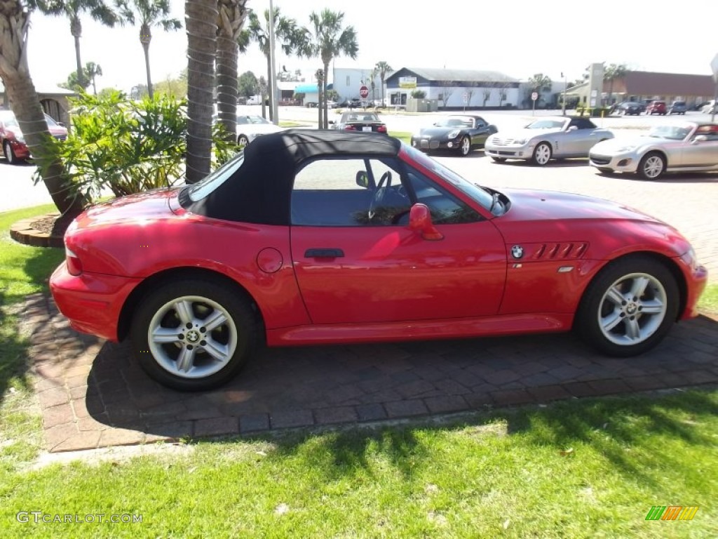 2002 Z3 2.5i Roadster - Bright Red / Dream Red photo #6