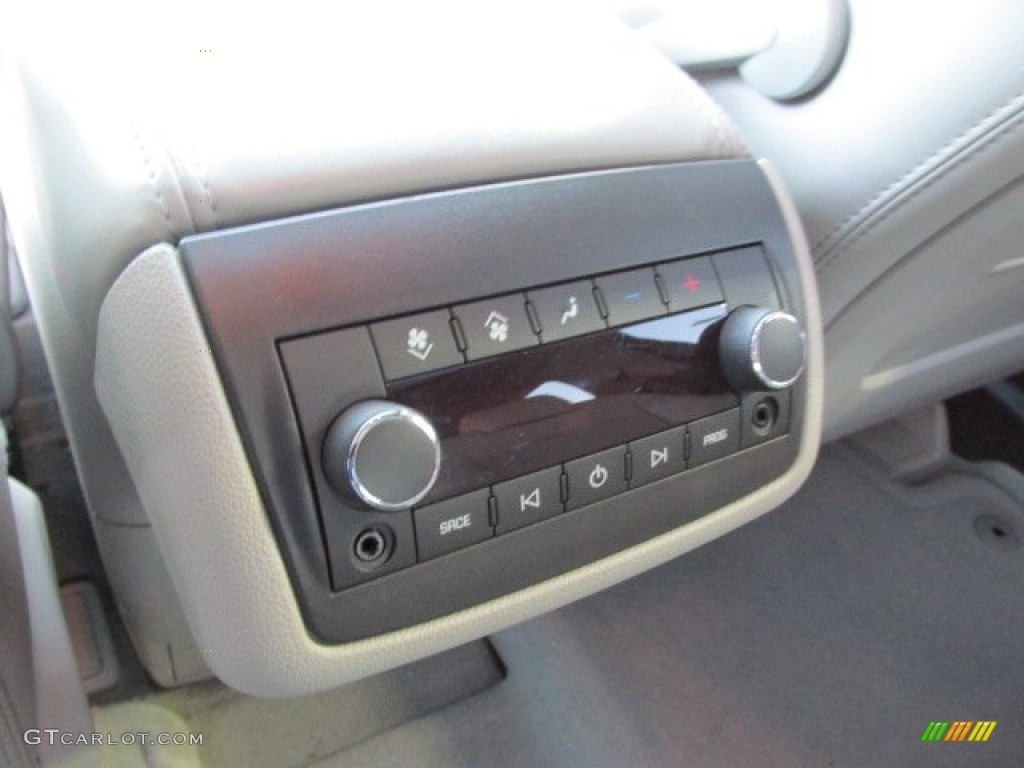 2008 GMC Acadia SLT AWD Controls Photo #77946972