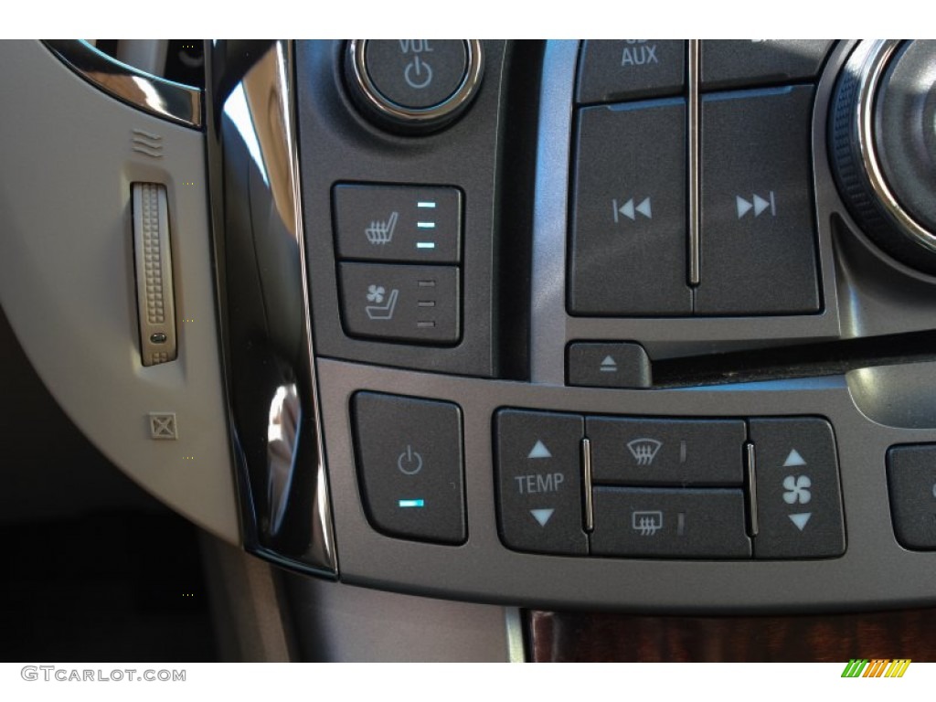 2010 Buick LaCrosse CXL AWD Controls Photos