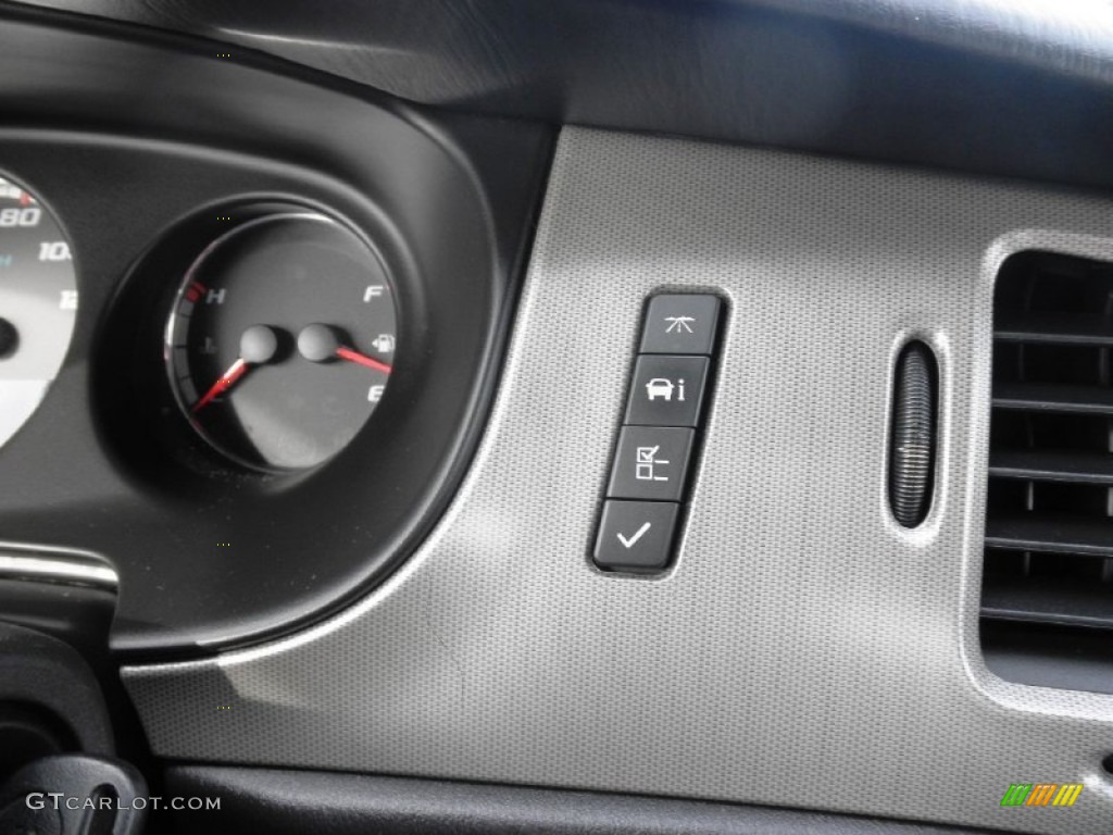 2007 Chevrolet Monte Carlo SS Controls Photo #77947725