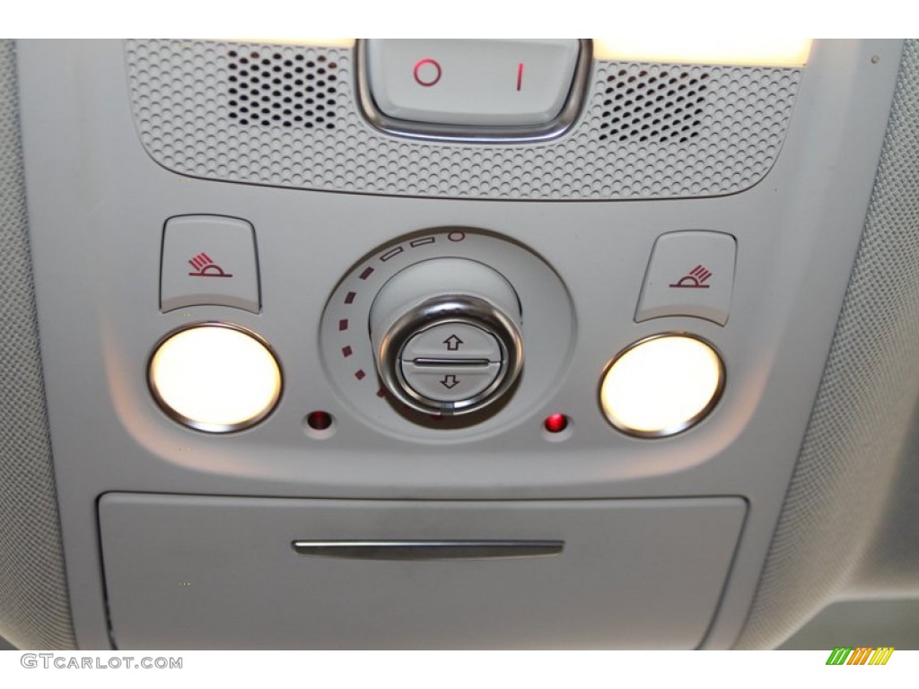 2010 Audi Q5 3.2 quattro Controls Photo #77947740