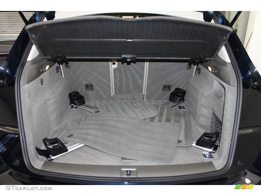 2010 Audi Q5 3.2 quattro Trunk Photo #77947857