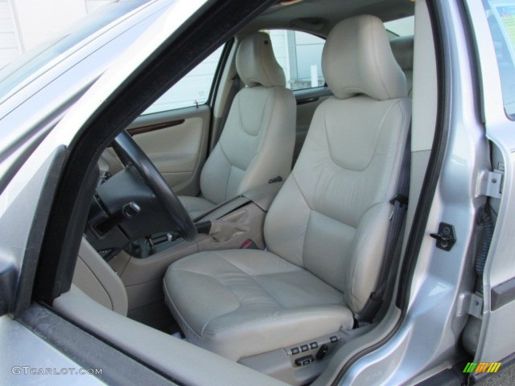 Taupe/Light Taupe Interior 2004 Volvo S60 2.4 Photo #77948064