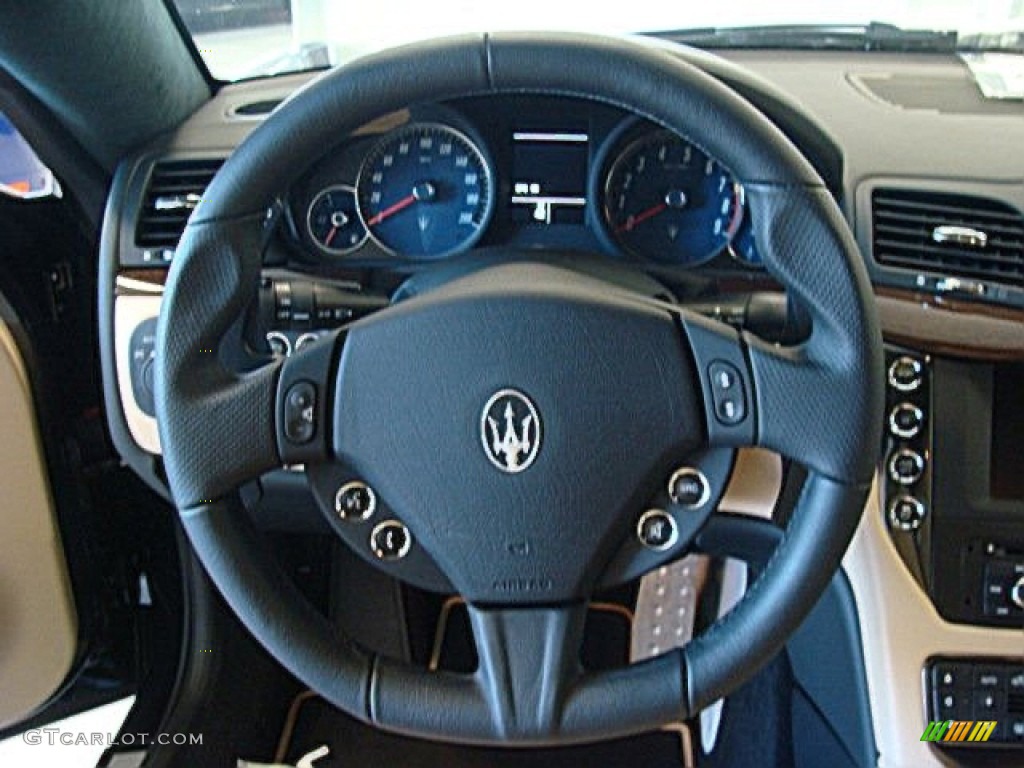2013 Maserati GranTurismo Sport Coupe Sabbia Steering Wheel Photo #77948321