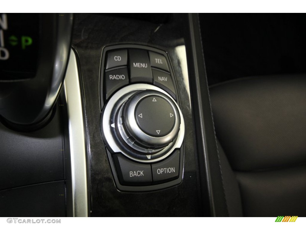 2011 BMW 7 Series 750Li Sedan Controls Photo #77951679