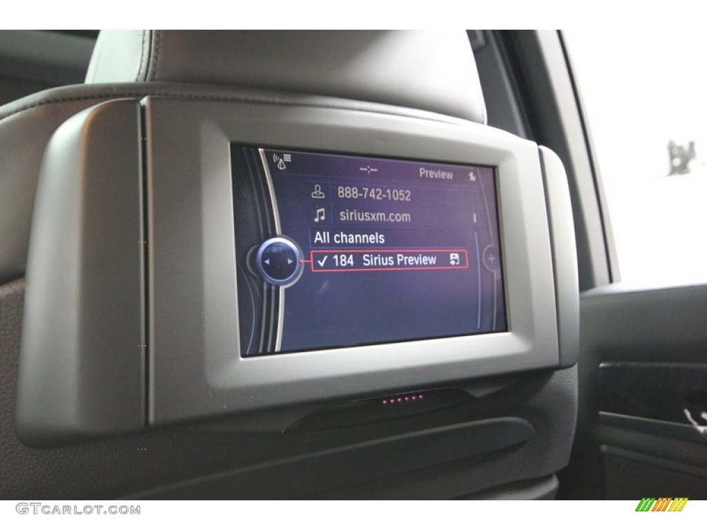 2011 BMW 7 Series 750Li Sedan Entertainment System Photos