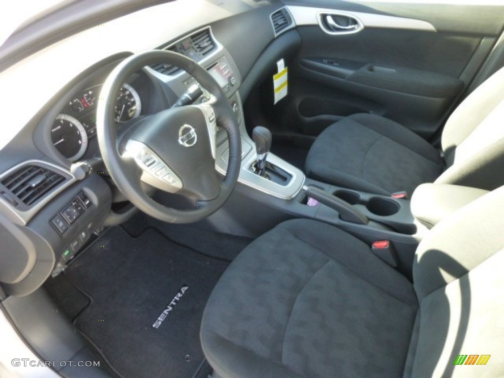 2013 Sentra SV - Brilliant Silver Metallic / Charcoal photo #15