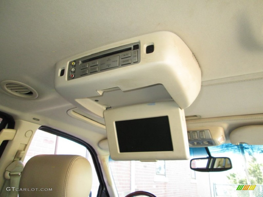 2005 Lincoln Navigator Luxury 4x4 Entertainment System Photo #77954430