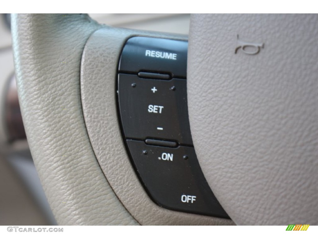 2005 Mercury Grand Marquis Ultimate Edition Controls Photo #77954994