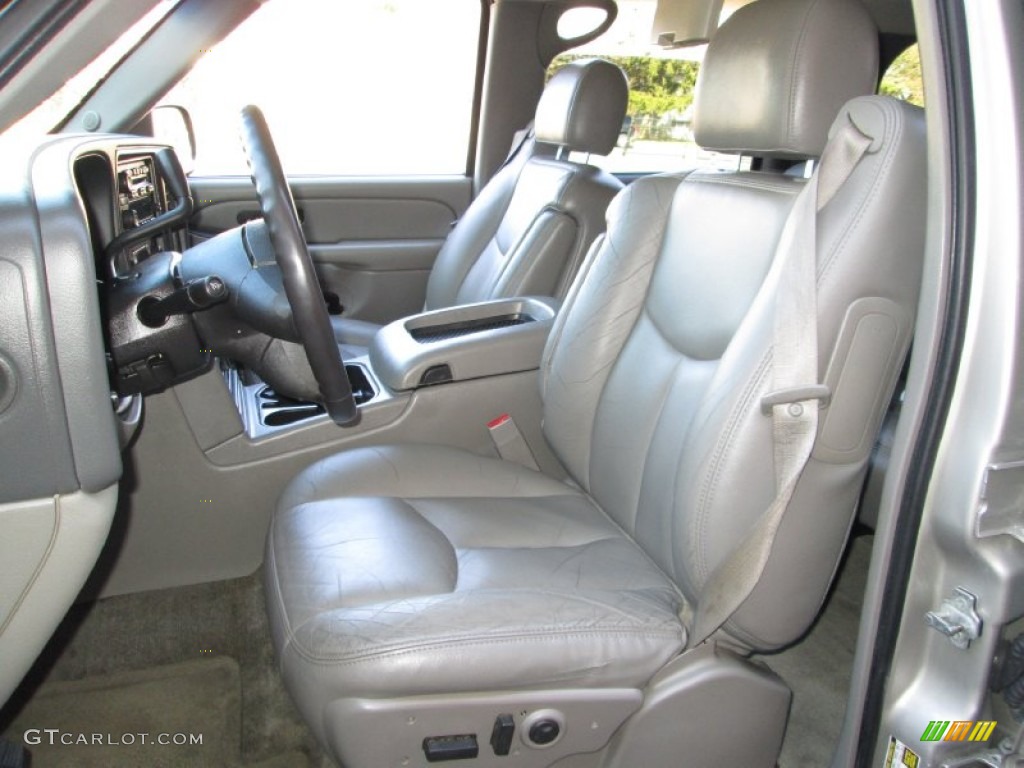 2004 Chevrolet Suburban 1500 Z71 4x4 Front Seat Photo #77955465