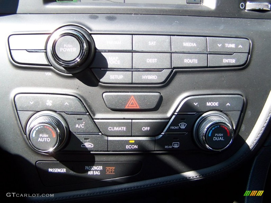 2012 Kia Optima Hybrid Controls Photo #77956038