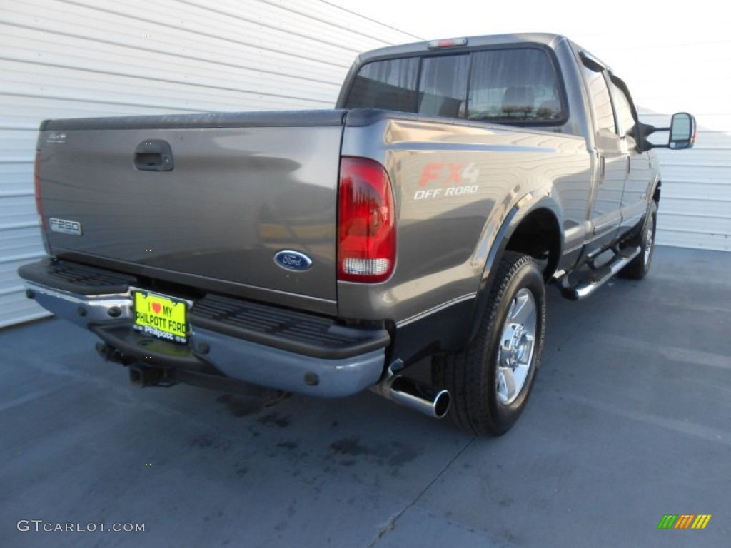 2006 F250 Super Duty Lariat Crew Cab 4x4 - Dark Shadow Gray Metallic / Medium Flint photo #4
