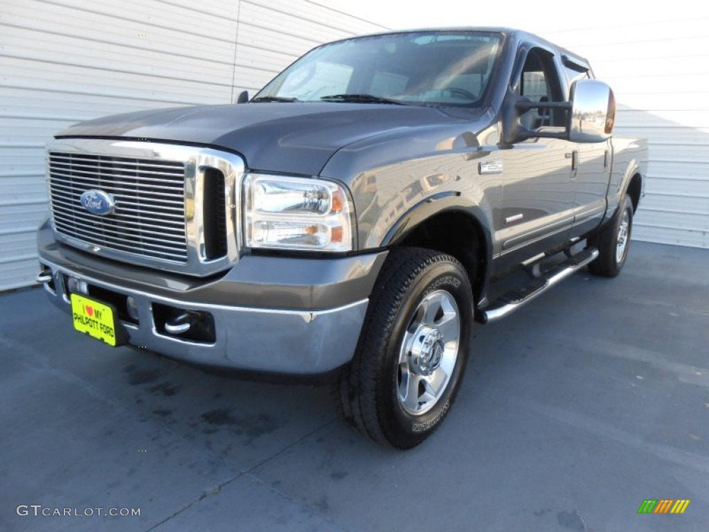 2006 F250 Super Duty Lariat Crew Cab 4x4 - Dark Shadow Gray Metallic / Medium Flint photo #7