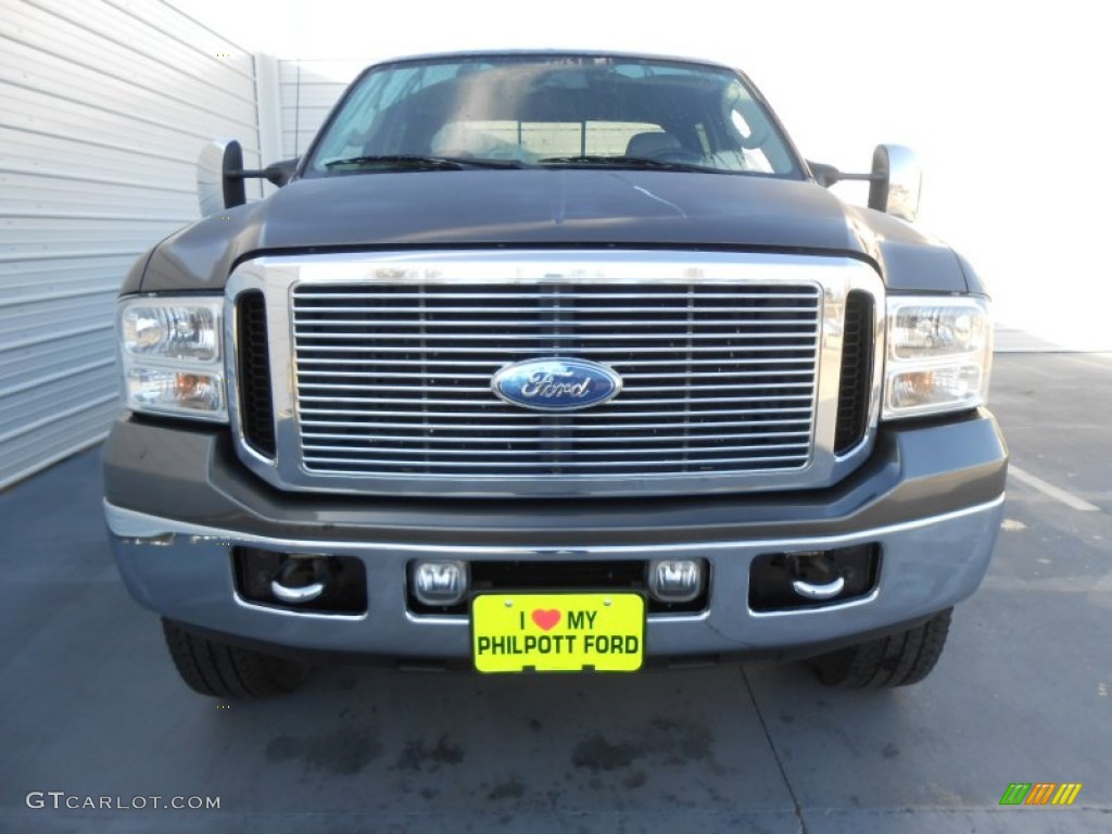 2006 F250 Super Duty Lariat Crew Cab 4x4 - Dark Shadow Gray Metallic / Medium Flint photo #8