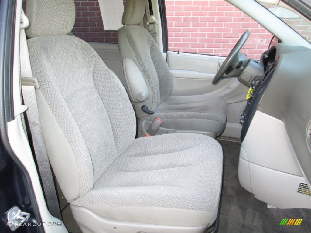 2007 Dodge Grand Caravan SXT Front Seat Photo #77956668