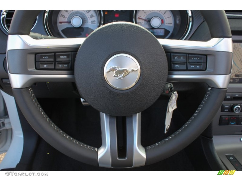 2011 Ford Mustang GT/CS California Special Convertible Steering Wheel Photos