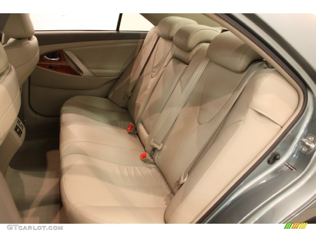 2010 Toyota Camry Hybrid Rear Seat Photos