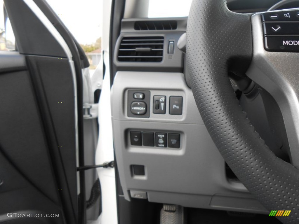 2013 4Runner SR5 - Blizzard White Pearl / Black Leather photo #37