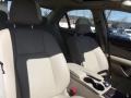Arctic White - C 300 Sport 4Matic Photo No. 17