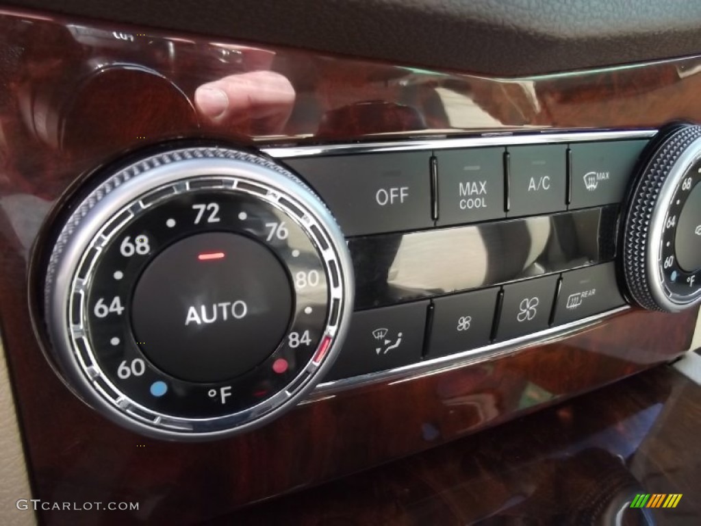 2011 Mercedes-Benz C 300 Sport 4Matic Controls Photo #77960679
