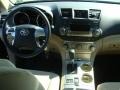 Black - Highlander V6 4WD Photo No. 9