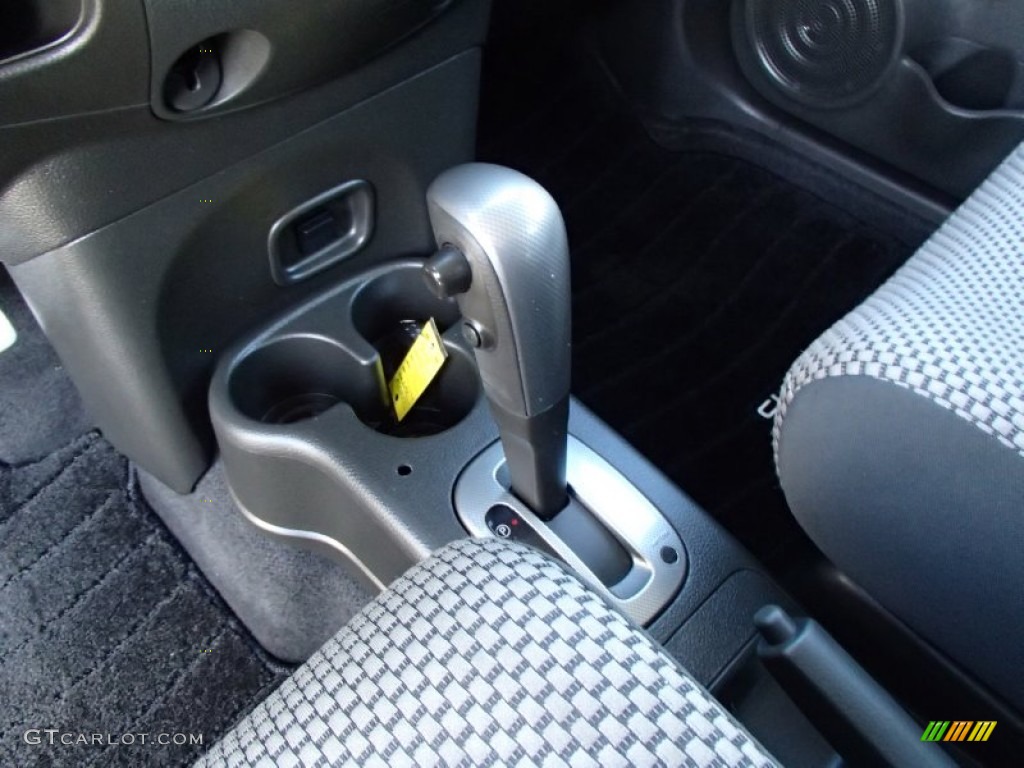 2010 Nissan Cube Krom Edition Transmission Photos