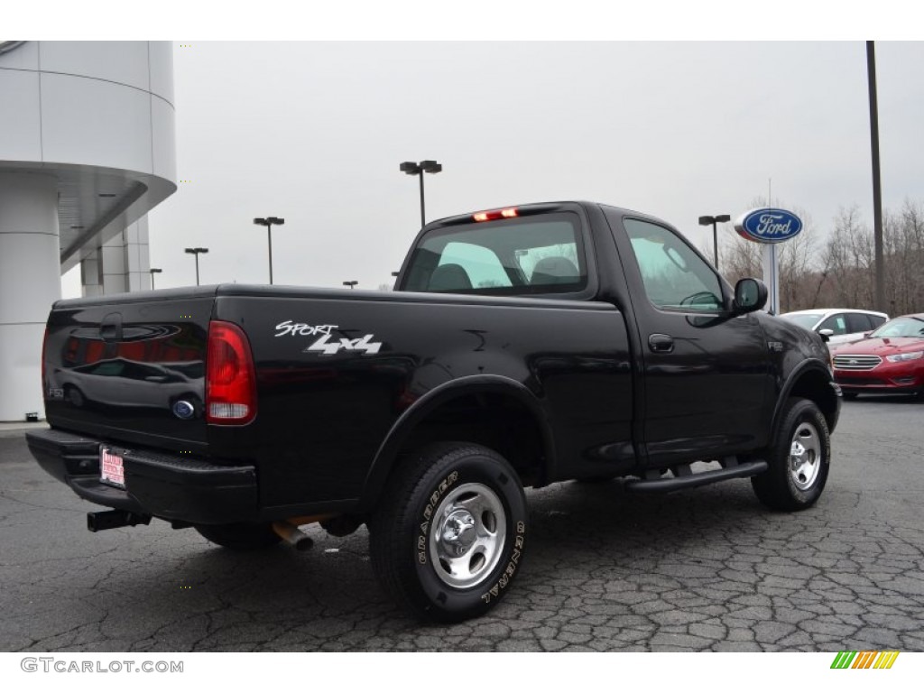 2003 F150 XL Sport Regular Cab 4x4 - Black / Dark Graphite Grey photo #3