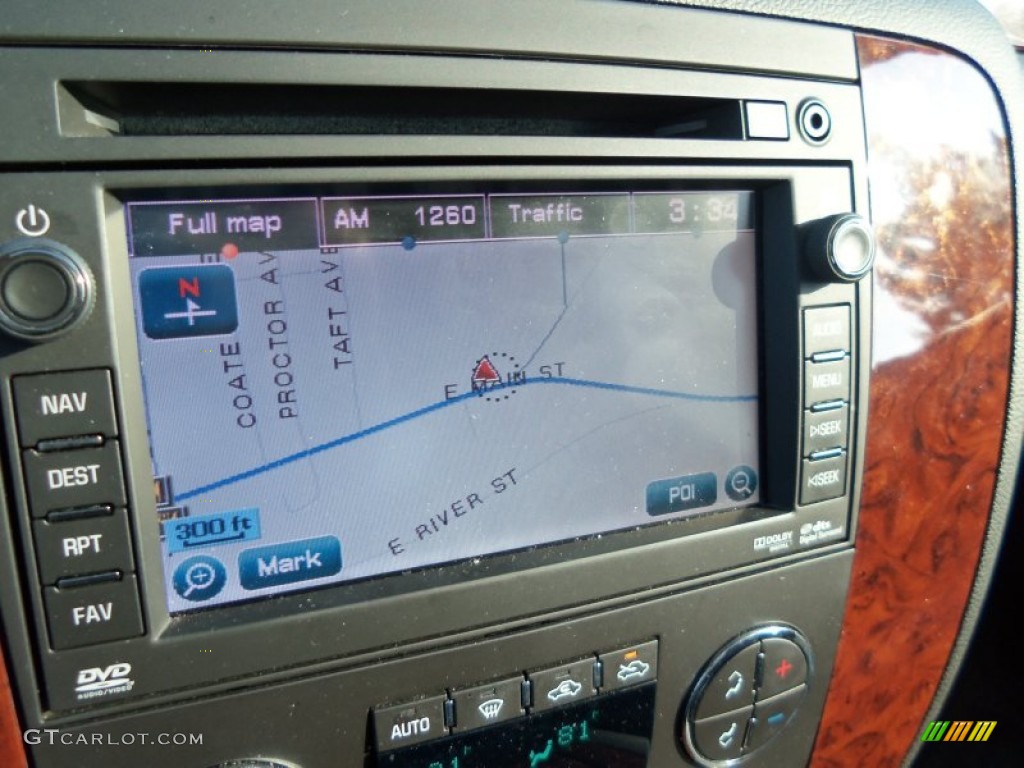2011 Chevrolet Avalanche LTZ 4x4 Navigation Photos
