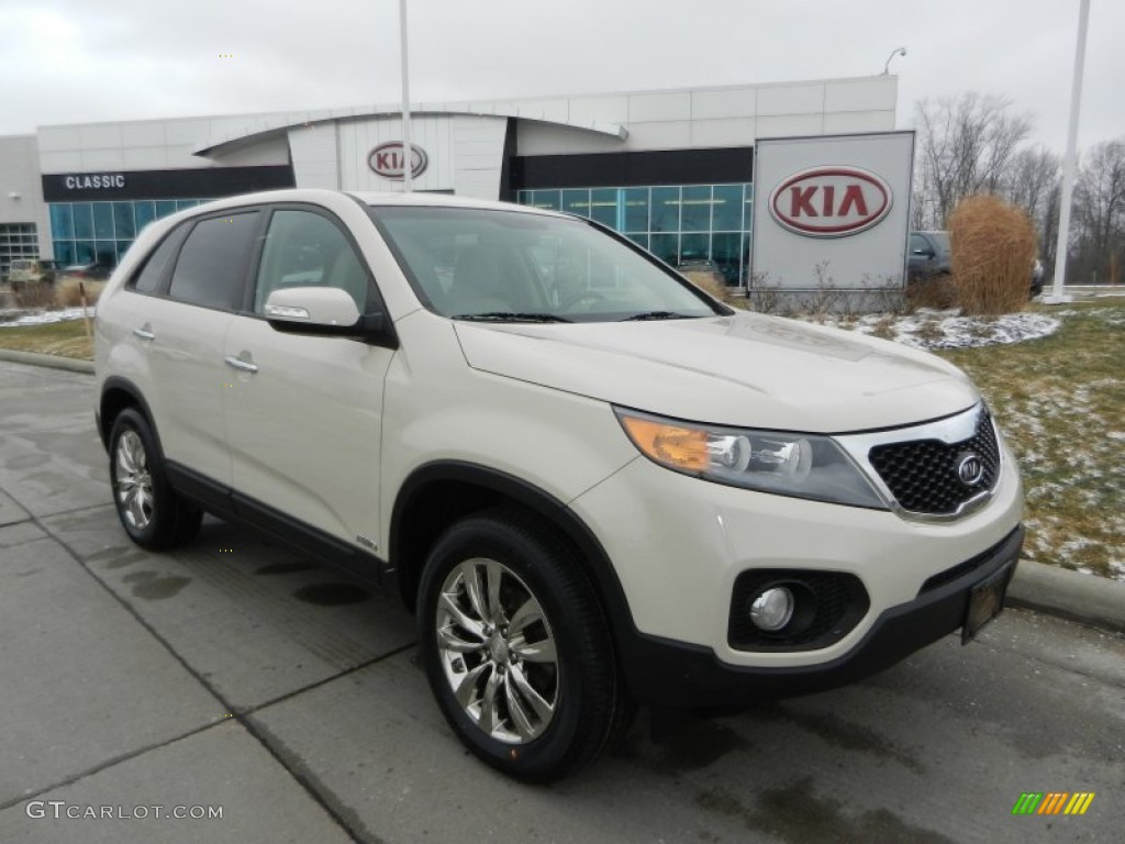 2011 Sorento EX AWD - White Sand Beige / Gray photo #1