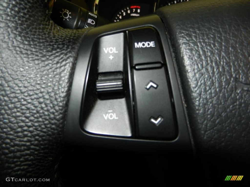 2011 Kia Sorento EX AWD Controls Photo #77965952