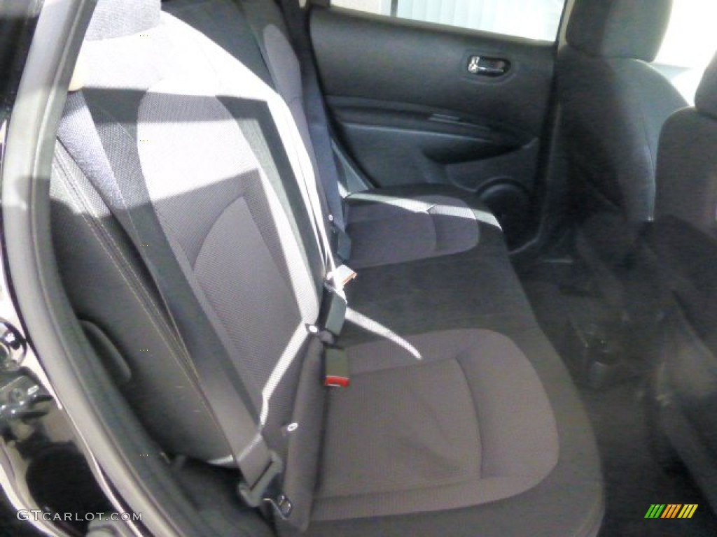 2011 Rogue SV AWD - Wicked Black / Black photo #11