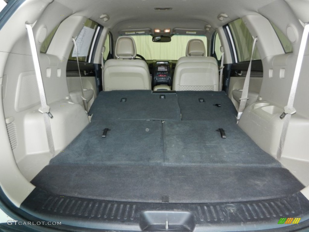 2011 Kia Sorento EX AWD Trunk Photos
