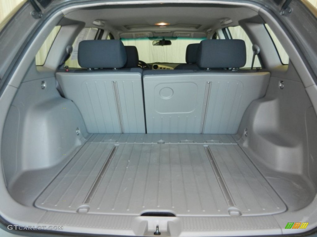 2004 Pontiac Vibe AWD Trunk Photo #77966662