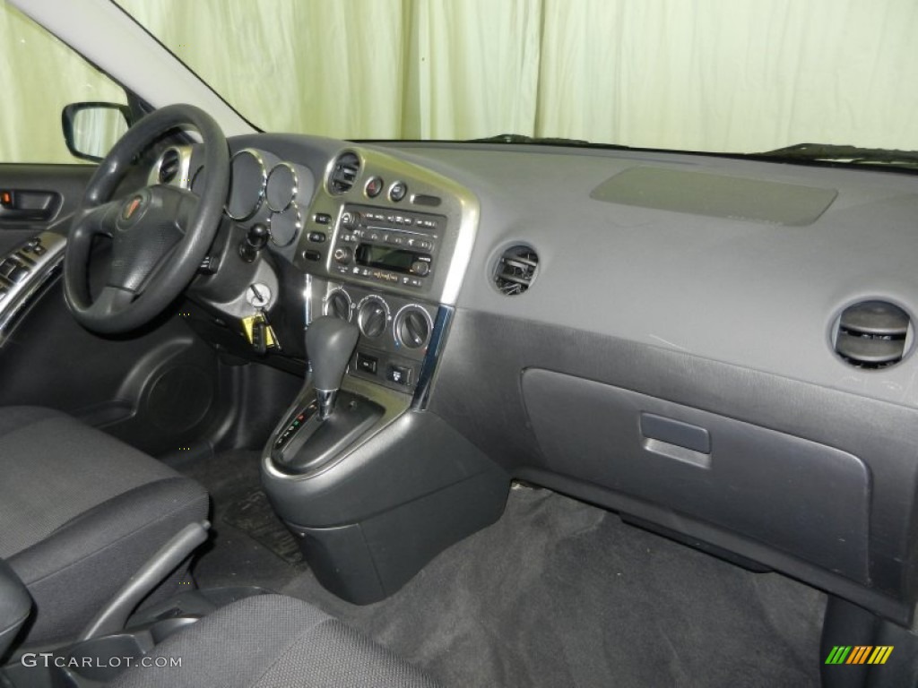2004 Pontiac Vibe AWD Dashboard Photos