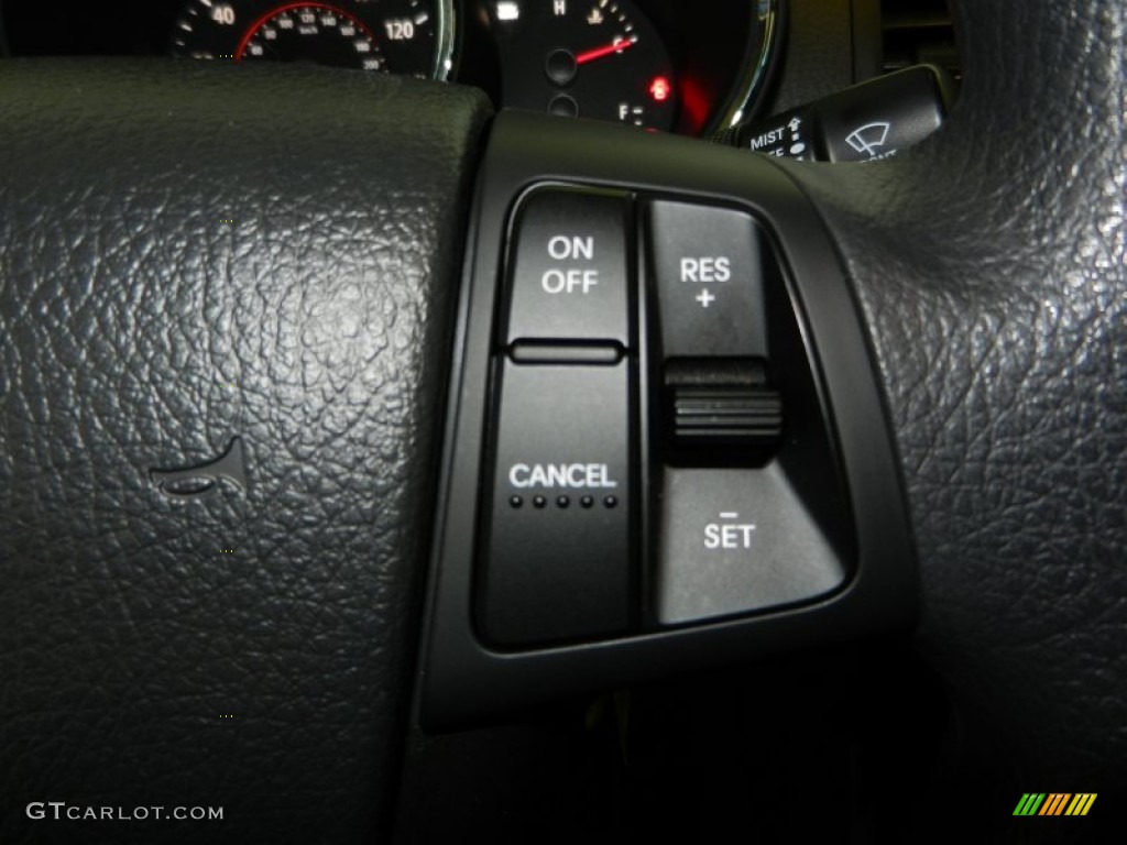 2011 Kia Sorento LX AWD Controls Photo #77967179