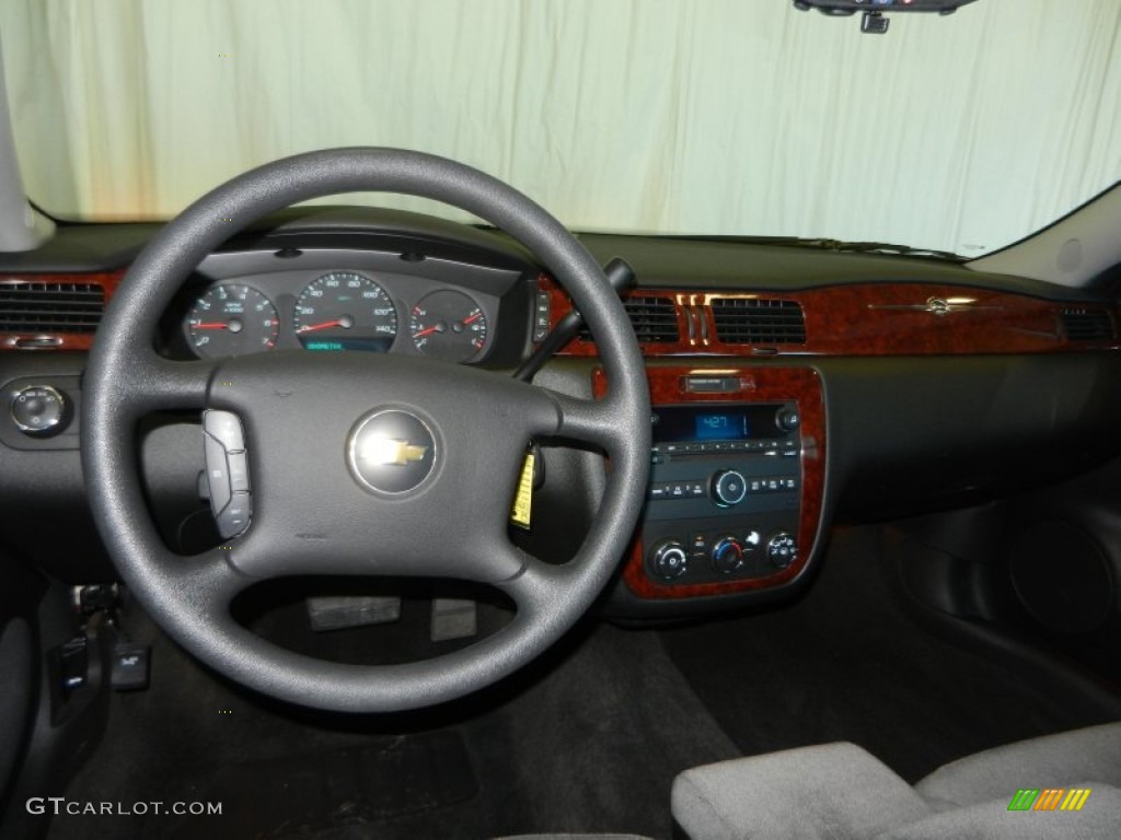 2006 Impala LS - Sport Red Metallic / Ebony Black photo #11