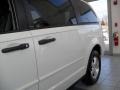 Stone White - Grand Caravan SE Photo No. 12