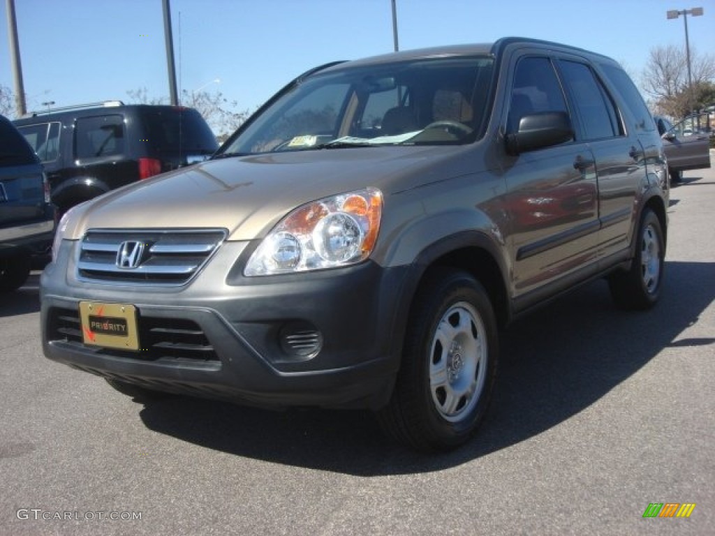 2005 CR-V LX - Sahara Sand Metallic / Ivory photo #1