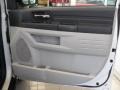 Stone White - Grand Caravan SE Photo No. 36