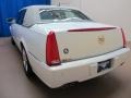 2006 White Lightning Cadillac DTS Luxury  photo #5