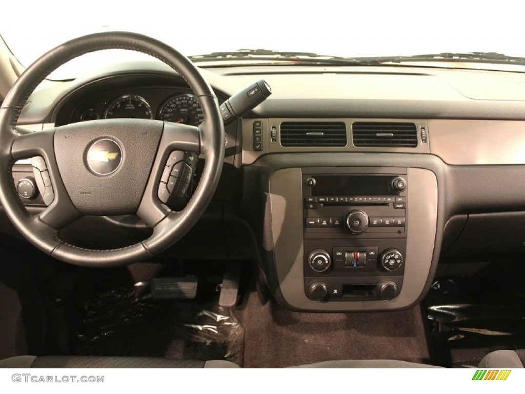 2009 Chevrolet Avalanche LT 4x4 Dashboard Photos