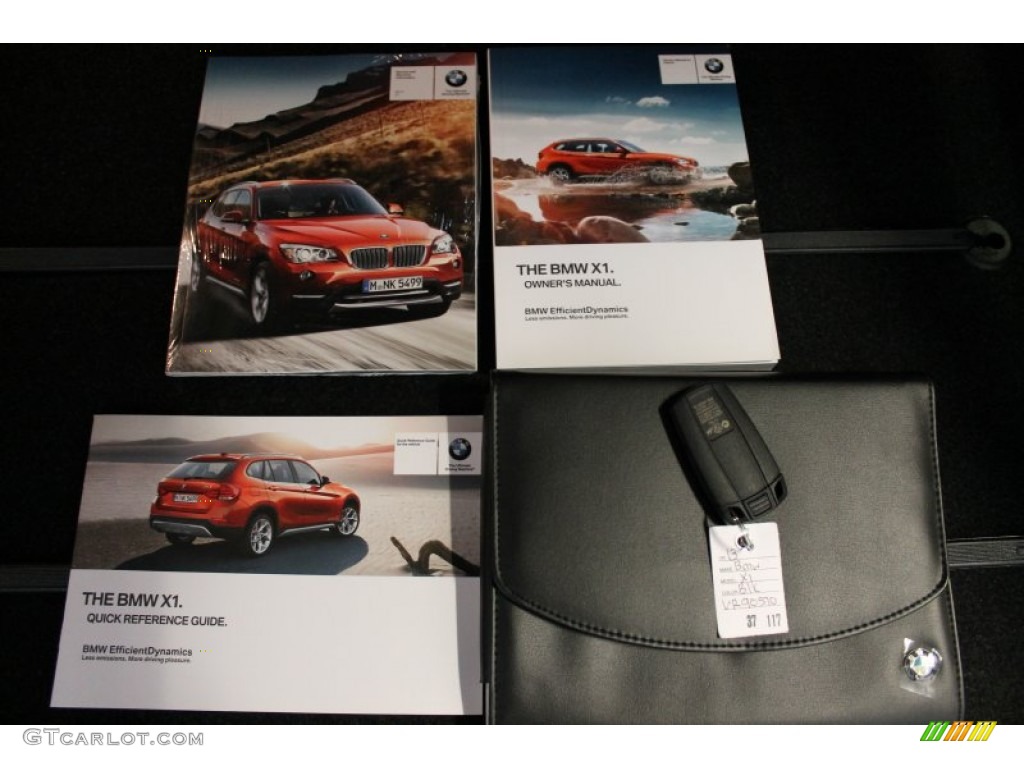 2013 BMW X1 xDrive 28i Books/Manuals Photo #77972437
