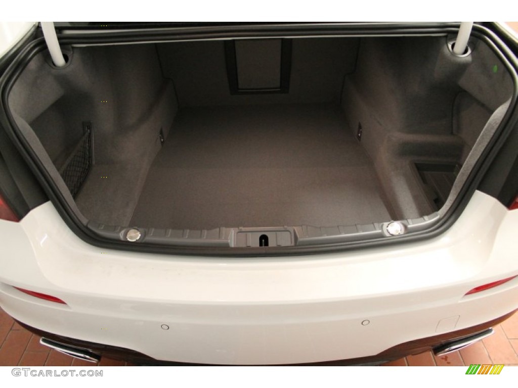 2013 BMW 7 Series 750i xDrive Sedan Trunk Photo #77972732