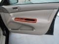 Black - Camry XLE Photo No. 20