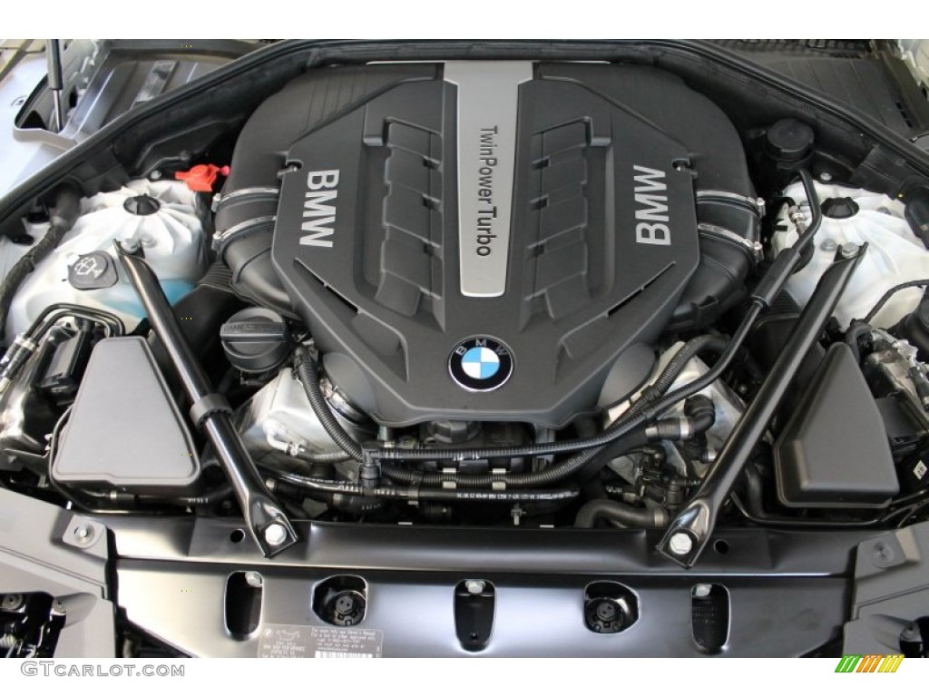 2013 BMW 7 Series 750i xDrive Sedan 4.4 Liter DI TwinPower Turbocharged DOHC 32-Valve VVT V8 Engine Photo #77973444