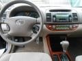 Black - Camry XLE Photo No. 32