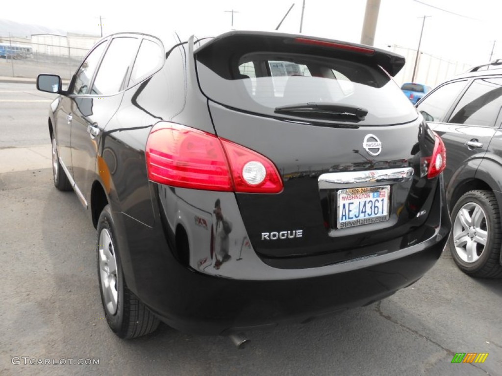 2011 Rogue S AWD - Wicked Black / Black photo #8